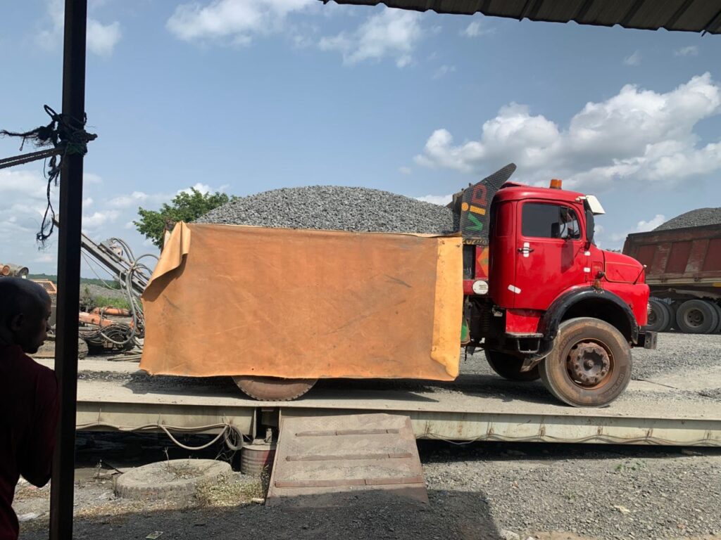 Chipping stone Truck